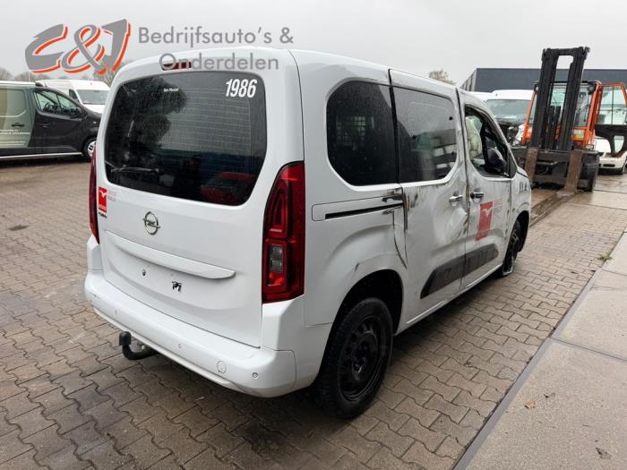 Opel Combo Cargo 1.5 CDTI 100 Épave (2023, Blanc)