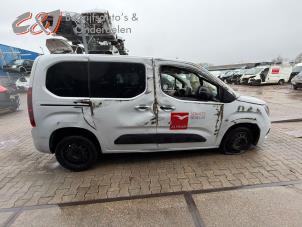 Opel Combo Cargo 1.5 CDTI 100 Épave (2023, Blanc)