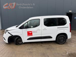 Opel Combo Cargo 1.5 CDTI 100 Épave (2023, Blanc)