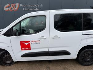 Opel Combo Cargo 1.5 CDTI 100 Épave (2023, Blanc)
