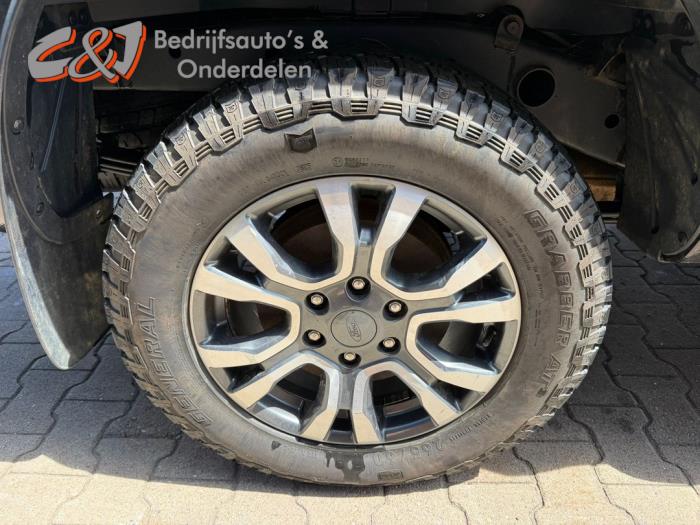 Ford Ranger 2.0 EcoBlue 16V 4x4 Schrottauto (2021, Schwarz)
