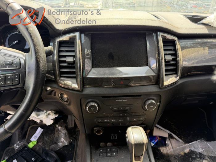 Ford Ranger 2.0 EcoBlue 16V 4x4 Schrottauto (2021, Schwarz)