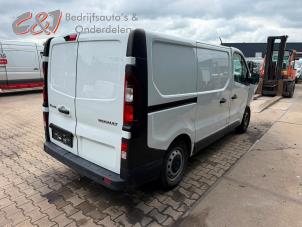 Renault Trafic 2.0 dCi 16V 110 Vehículo de desguace (2023, Blanco)