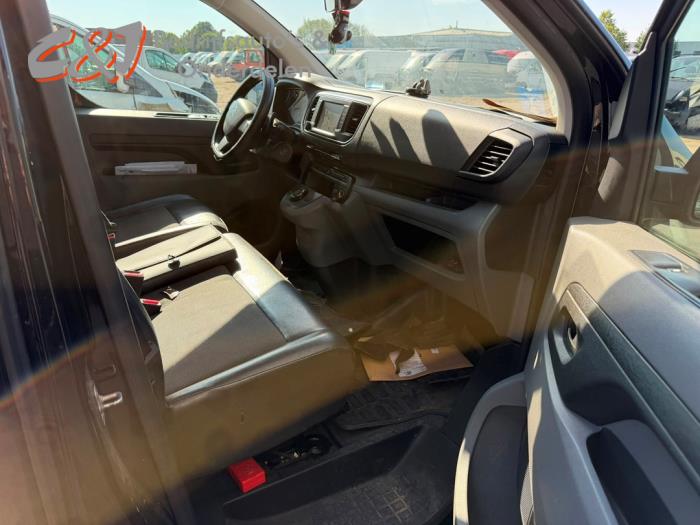Citroen Jumpy 2.0 Blue HDI 180 Épave (2019, Noir)