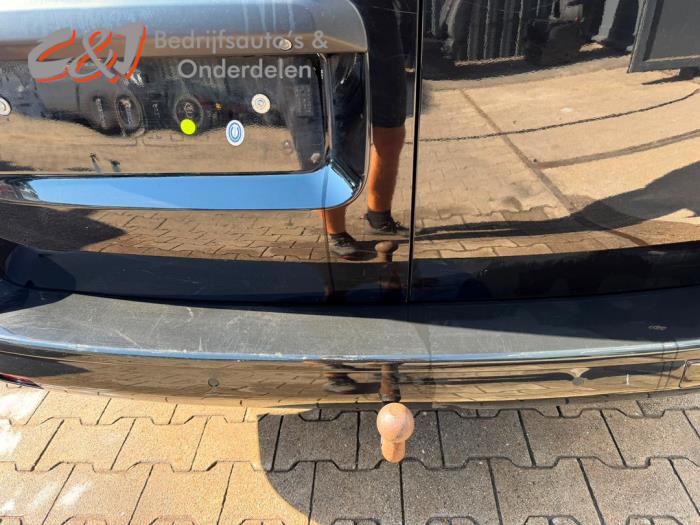 Citroen Jumpy 2.0 Blue HDI 180 Épave (2019, Noir)