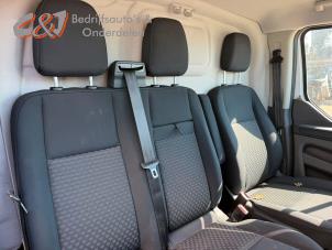 Ford Transit Custom 2.0 TDCi 16V Eco Blue 130 Vehículo de desguace (2022, Blanco)