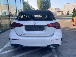 Mercedes A 1.5 A-180d Épave (2019, Blanc)
