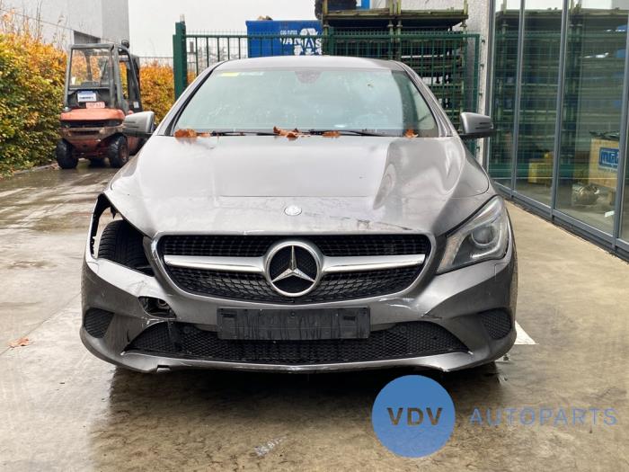Mercedes CLA Shooting Brake 1.6 CLA-180 16V Salvage vehicle (2015, Aubergine, Silver grey, Gray)