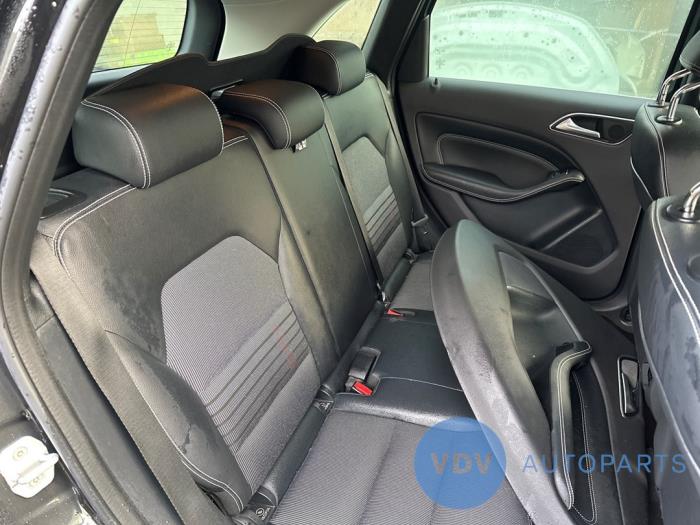 Mercedes B 2.1 B-200 CDI BlueEFFICIENCY, B-200d 16V Salvage vehicle (2015, Black)