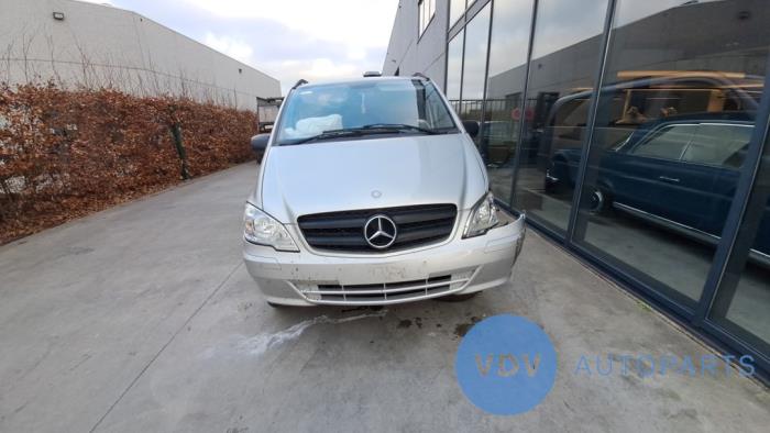 Mercedes Vito 2.2 116 CDI 16V Euro 5 Samochód złomowany (2013, Srebrny)