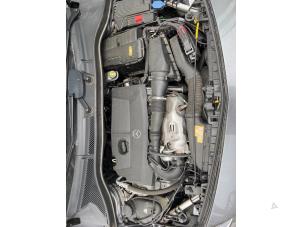 Mercedes B 1.6 B-180 BlueEFFICIENCY Turbo 16V Vehículo de desguace (2015, Gris)