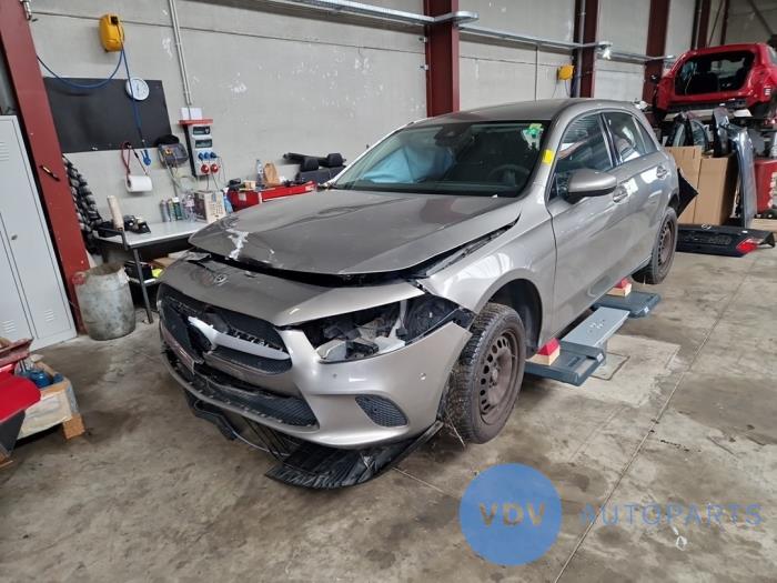 Mercedes A 1.3 A-160 Turbo 16V Vehículo de desguace (2020, 859)