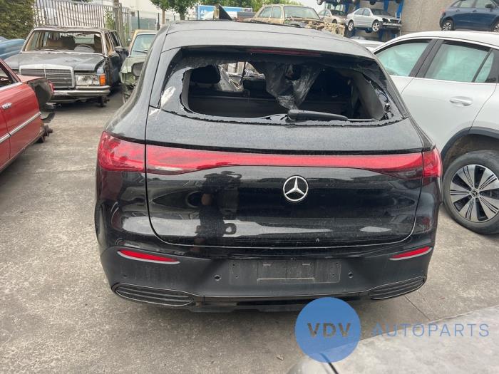 Mercedes EQE SUV 350+ 91/96 kWh Schrottauto (2024, Schwarz)