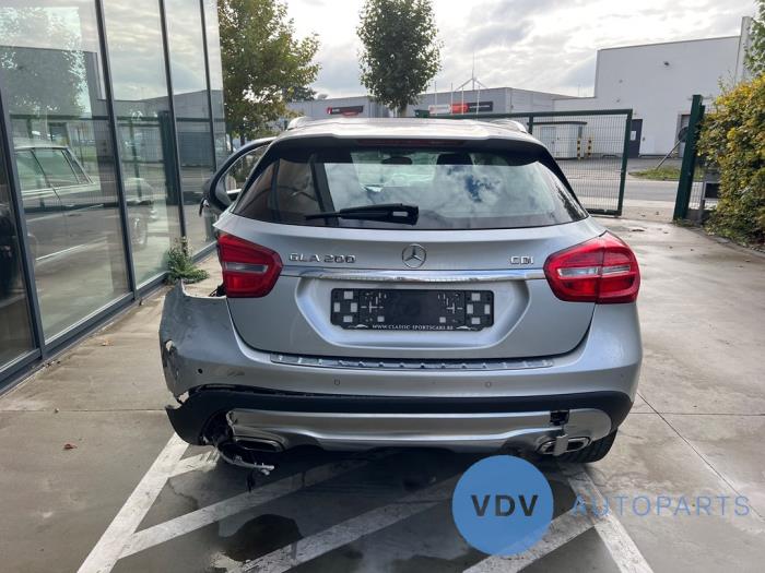 Mercedes GLA 2.2 200 CDI, d 16V 4-Matic Skrotfordon (2014, GRIJS)