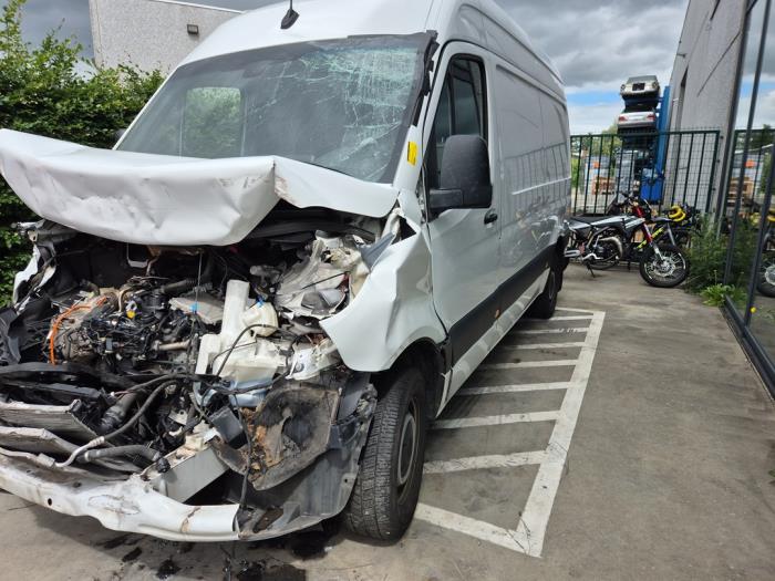 Mercedes Sprinter 3,5t 315 CDI 2.0 D RWD Vehículo de desguace (2023, Blanco)