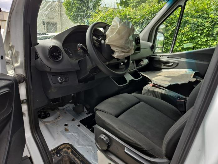 Mercedes Sprinter 3,5t 315 CDI 2.0 D RWD Vehículo de desguace (2023, Blanco)
