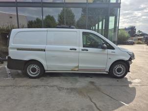 Mercedes Vito eVito 41/60/66 kWh Vehículo de desguace (2023, 9147)