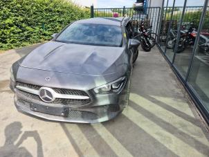 Mercedes CLA Shooting Brake 1.3 CLA-180 Turbo 16V Vehículo de desguace (2022)