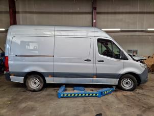 Mercedes Sprinter 3,5t 314 CDI 2.1 D RWD Vehículo de desguace (2021, Plateado)