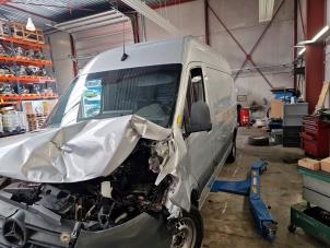 Mercedes Sprinter 3,5t 314 CDI 2.1 D RWD Vehículo de desguace (2021, Plateado)