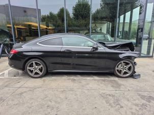 Mercedes C C-180 1.6 16V Vehículo de desguace (2017, Negro)