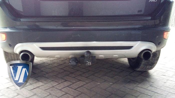 Volvo XC60 I 2.4 D5 20V AWD Geartronic Schrottauto (2012, Metallic, Schwarz)
