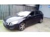 Volvo V60 I 2.0 D3 20V Schrottauto (2012, Metallic, Schwarz)