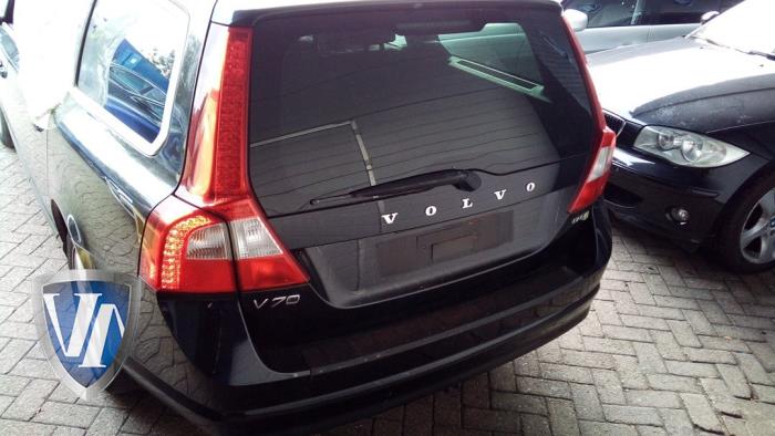 Volvo V70 1.6 DRIVe 16V Samochód złomowany (2011, Czarny)