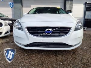Volvo V40 1.6 D2 Épave (2013, Blanc)