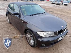 BMW 1 serie 120d 16V Samochód złomowany (2005, Szary)