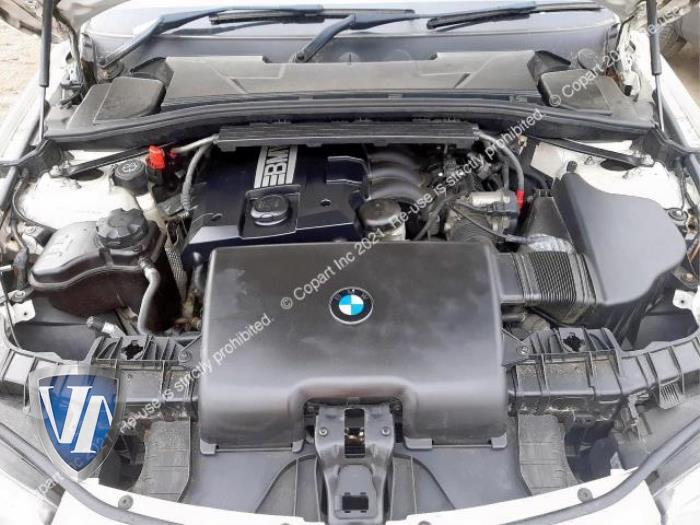 BMW 1 serie 116i 1.6 16V Épave (2008, Blanc)