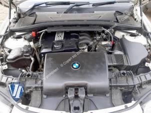 BMW 1 serie 116i 1.6 16V Épave (2008, Blanc)
