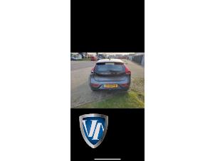 Volvo V40 1.6 D2 Samochód złomowany (2012, Szary)