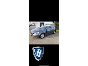 Volvo V40 1.6 D2 Samochód złomowany (2012, Szary)
