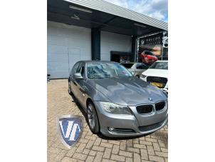 BMW 3 serie 320i 16V  (Schrott)