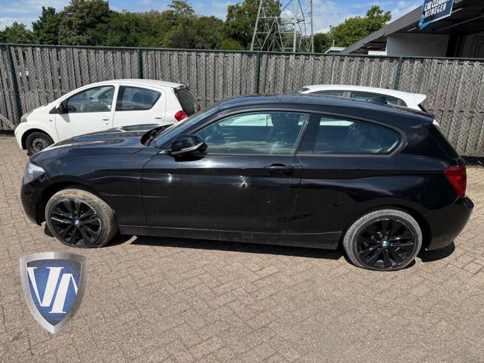 BMW 1 serie 114i 1.6 16V Skrotfordon (2012, SCHWARZ II (668))