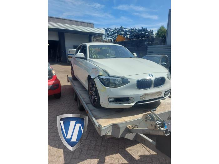 BMW 1 serie 116i 1.6 16V Skrotfordon (2014, ALPINWEISS III ALPINEWEISS)