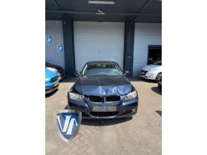 BMW 3 serie Touring 320i 16V Vehículo de desguace (2009, Metálico, Azul)