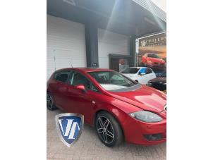 Seat Leon 2.0 TDI 16V Vehículo de desguace (2005, Metálico, Rojo)