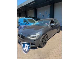 BMW 1 serie 116i 1.6 16V Vehículo de desguace (2014, Metálico, Gris plateado)