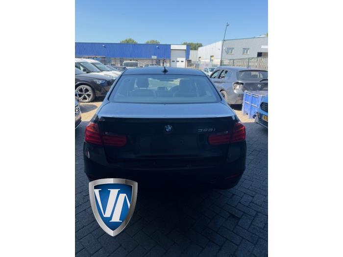 BMW 3 serie 328i 2.0 16V Vehículo de desguace (2013, Negro)