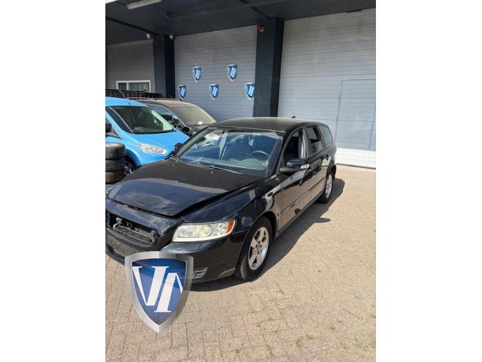Volvo V50 1.8 16V Vehículo de desguace (2009, Metálico, Negro, Azul zafiro, Zafiro negro)