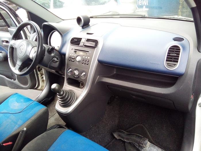 Opel Agila 1.0 12V Skrotfordon (2008, WIT)