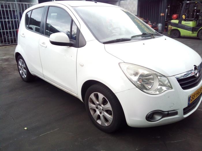 Opel Agila 1.0 12V Skrotfordon (2008, WIT)