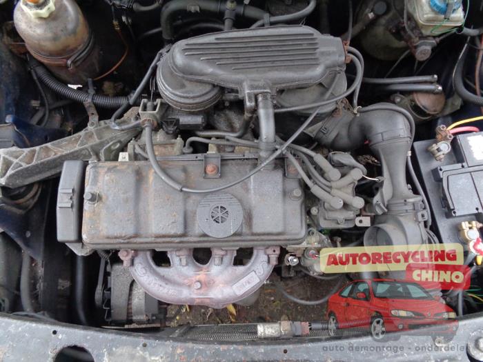 Peugeot 205 II 1.4 Épave (1997, Bleu)