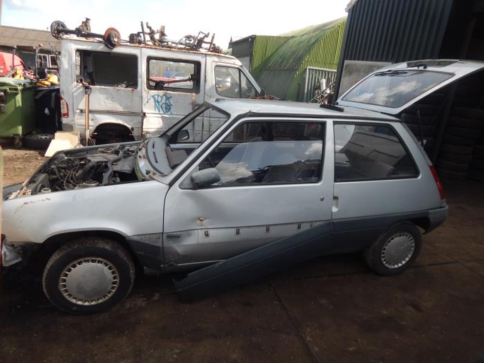 Renault 5 Super 1.1 Salvage vehicle (1988, Gray)