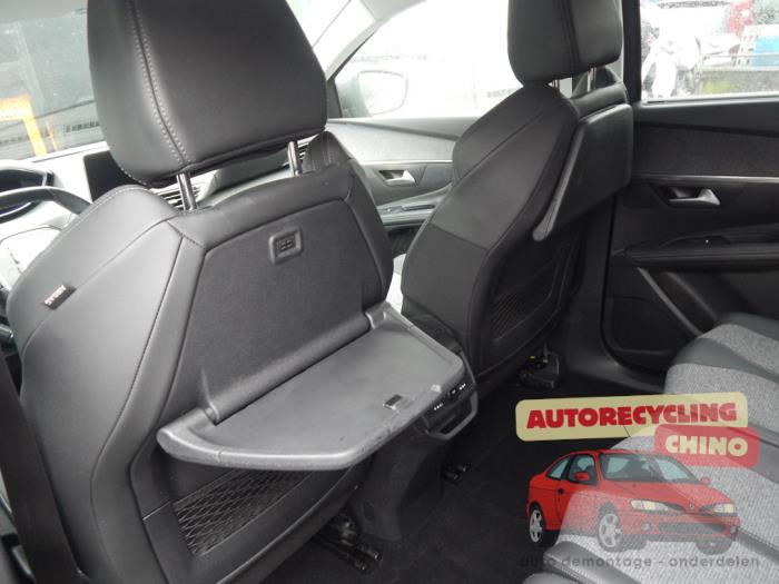 Peugeot 5008 II 1.6 BlueHDi 120 Skrotfordon (2018, ANTRACIET)