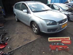 Ford Focus 2 Wagon 1.6 16V Épave (2005, Gris)