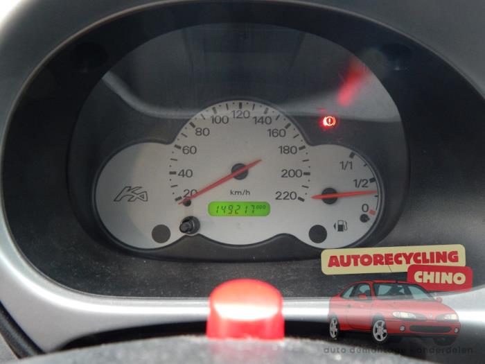Ford Ka I 1.3i Épave (2008, Gris)