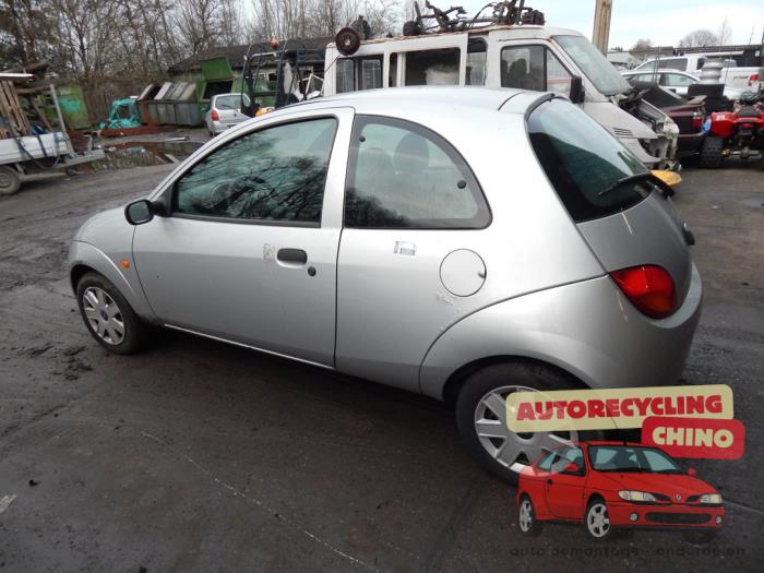 Ford Ka I 1.3i Épave (2008, Gris)